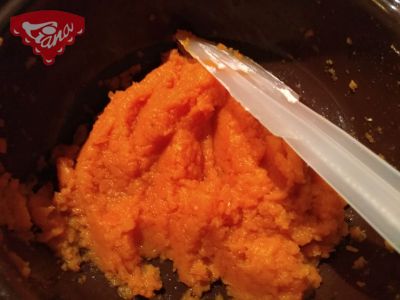 Gluten-free sourdough carrot bread