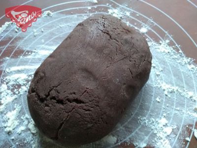 Bezlepkový plněný točený perník