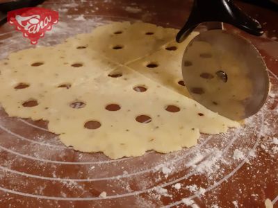 Glutenfreie Bryndza-Cracker