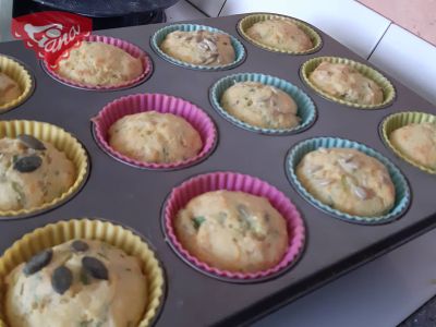 Glutenfreie herzhafte Muffins