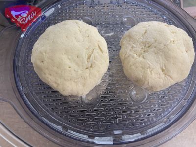 Gluten-free steamed buns