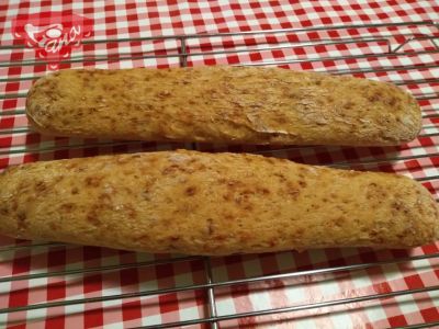 Glutenfreie Speckbaguettes