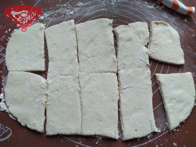 Gluten-free cheese buns without leavening