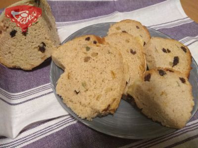 Gluten-free Easter loaf