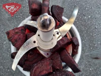 Gluten-free beetroot pasta