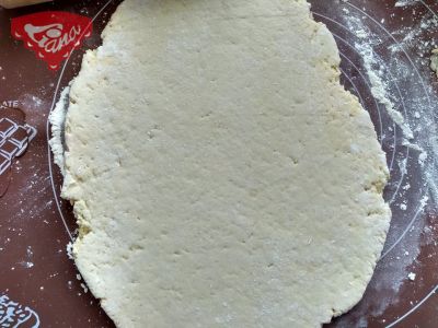 Glutenfreier Pfirsichkuchen mit Sahne