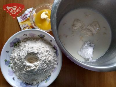 Gluten-free sourdough sweet bread