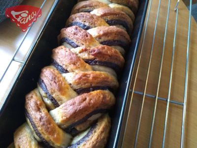 Gluten-free sourdough sweet bread