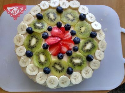 Gluten-free fruit cake with gelatin glaze