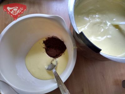 Bezlepková tvarohová roláda s rybízem
