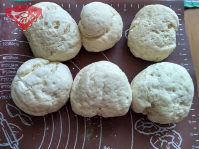 Gluten-free honey rolls with poppy seeds and sesame