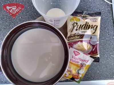 Glutén- és tejmentes desszertek poharakban