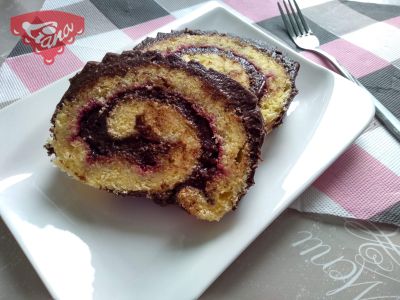 Gluten-free chocolate roll