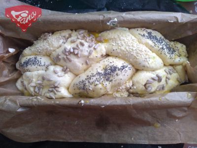 Gluten-free salty braid