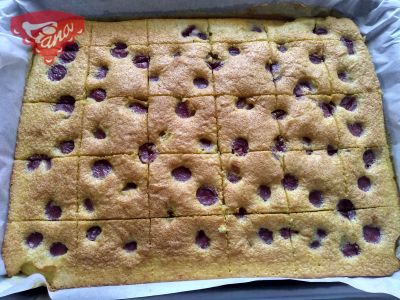 Gluten-free cherry puff pastry with sorghum flour