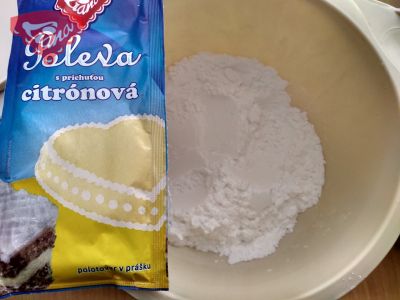 Bezlepkové citrónové měsíčky