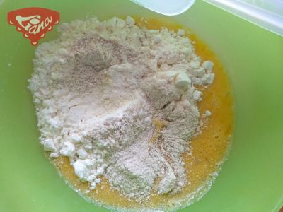 Gluten-free leaven for soup with sorghum flour