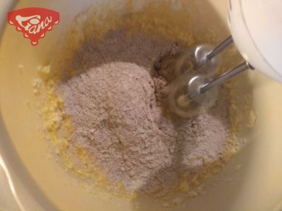 Gluten-free cake with termix filling