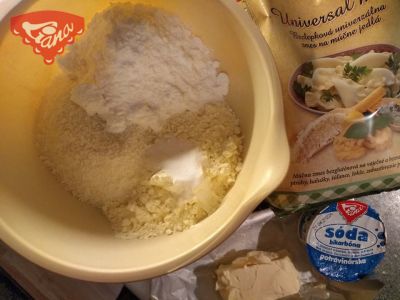 Glutenfreie Kokos-Puffröllchen ohne Gluten und Milch