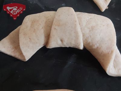 Bezglutenowe chrupiące bułeczki z jabłkami