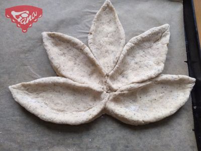 Gluten-free stuffed leaves
