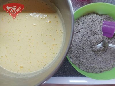 Bezlepkový dort Kinder Bueno