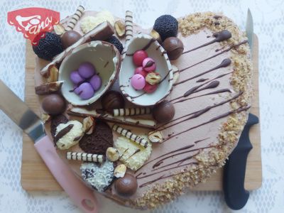 Bezlepkový dort Kinder Bueno