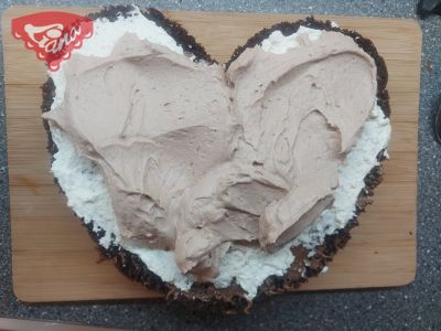 Bezlepkový dort Kinder Bueno