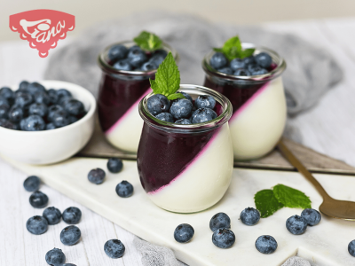 Čučoriedková panna cotta