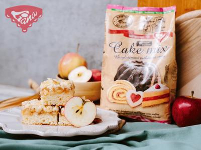 Quick gluten-free apple pie with crumble