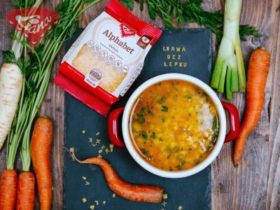 Vegetable soup with gluten-free letters