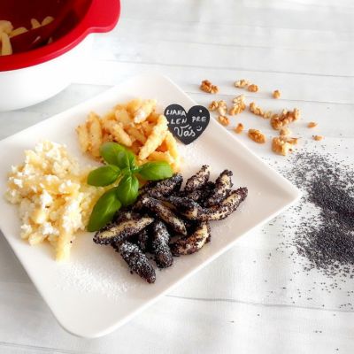 Bezlepkové makové, tvarohové nebo ořechové palice