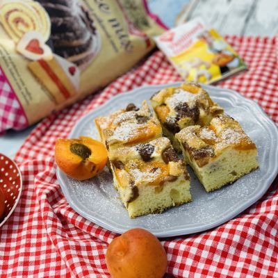 Nadýchaná bezlepková bublanina s ovocím, ktoré nikdy nespadne na dno