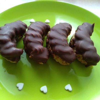 Gluten-free and dairy-free Parisian rolls