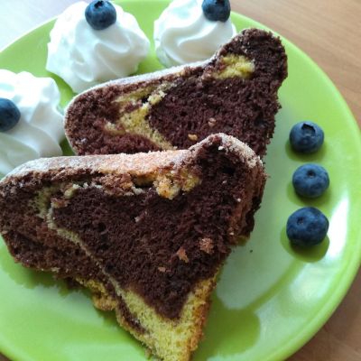 Gluten-free EXCLUSIVE tricolor pudding cake