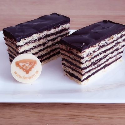 Gluténmentes alsócomb vágás