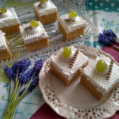 Gluténmentes répatorta tejszínhabbal