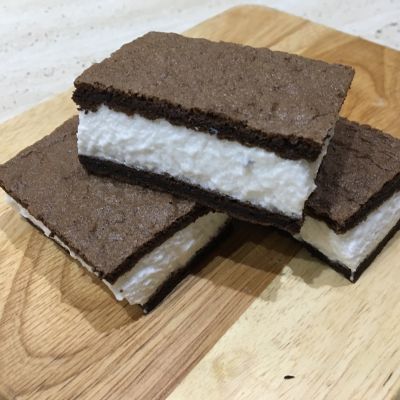 Mléčný řez s čokoládou