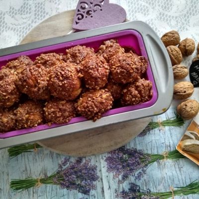 Gluten-free monkey bread