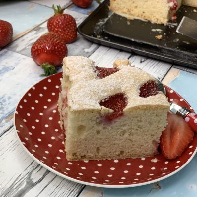 Gluténmentes bögre torta gyümölccsel