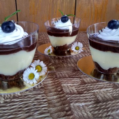 Bezlepkový dezert v pohári