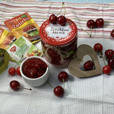Lahůdkový třešňový džem
