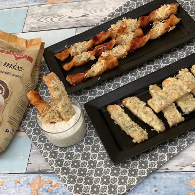 Gluten-free pizza sticks with homemade garlic dressing