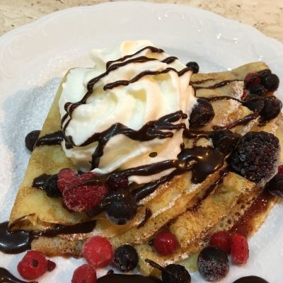 Palacinky so šľahačkou