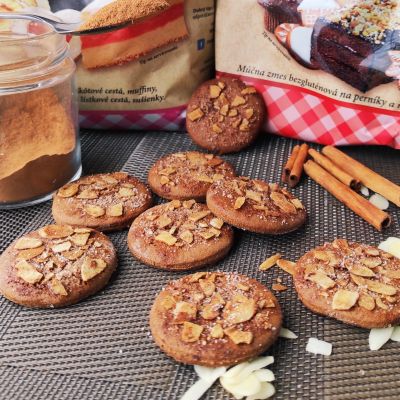 Gluténmentes fahéjas-mandulás süti