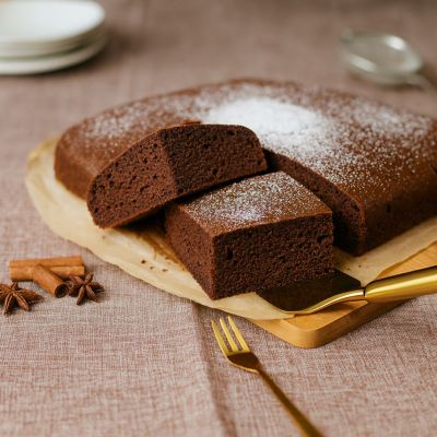 Fast gluten-free gingerbread with sour cream