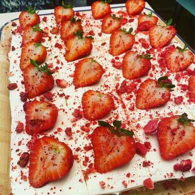 Gluténmentes eper mascarpone szeletek