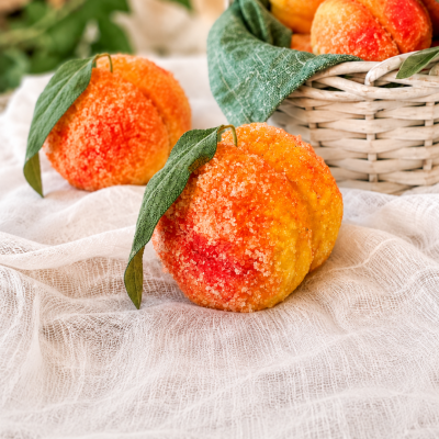 Gluten-free peaches: a retro dessert in a modern 3D design
