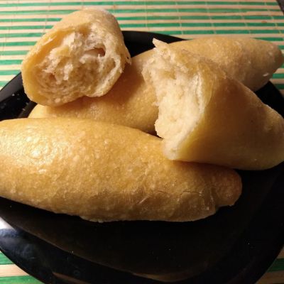 Gluten-free sourdough rolls