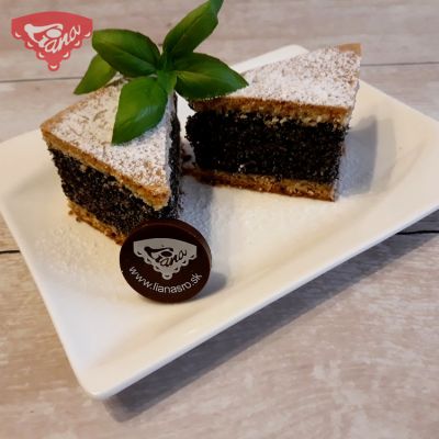 Gluten-free poppy seed cake of our grandmothers